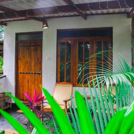 Manju Homestay Sigirija Zewnętrze zdjęcie