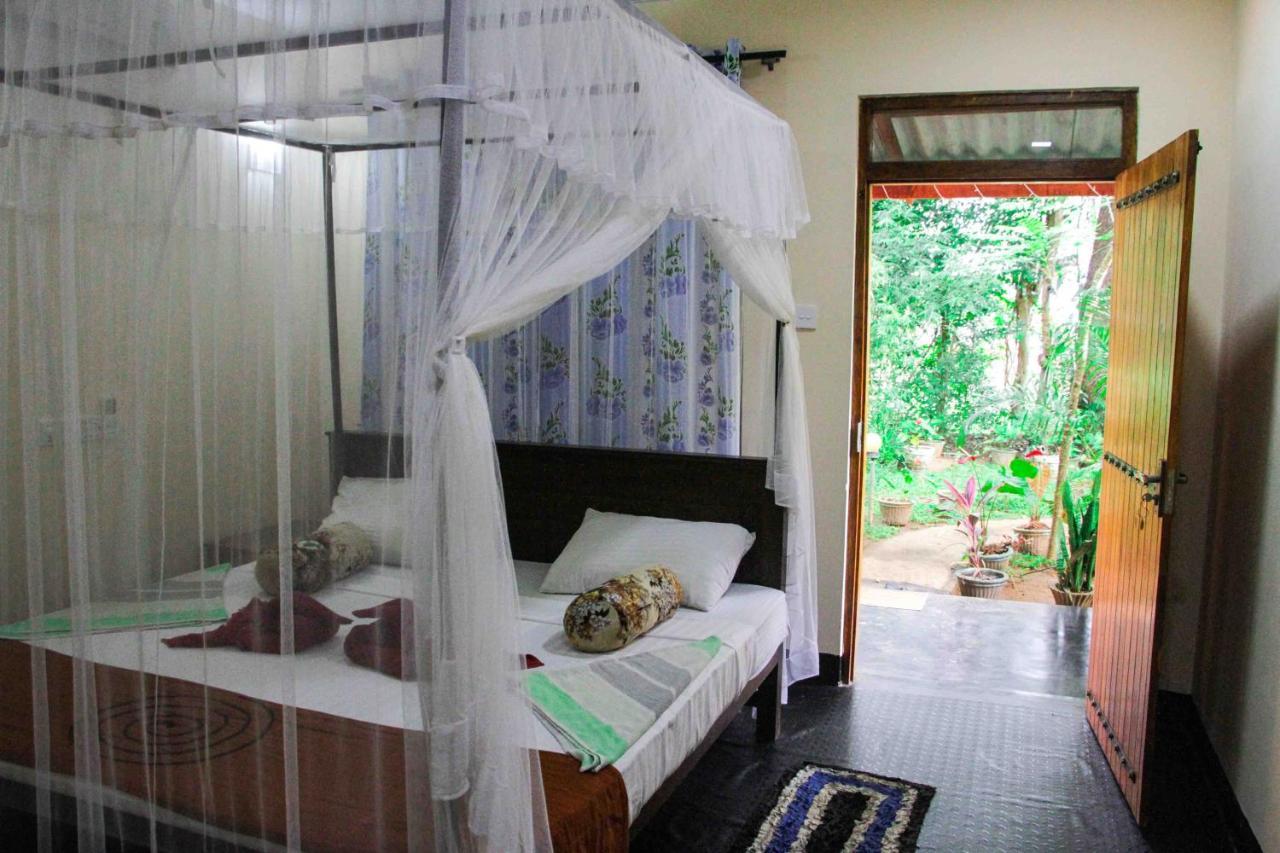Manju Homestay Sigirija Zewnętrze zdjęcie