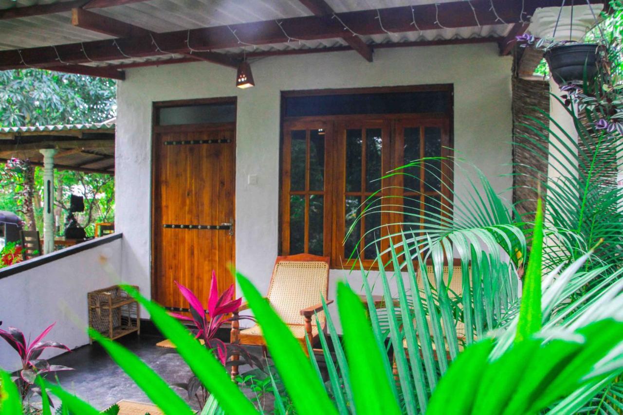 Manju Homestay Sigirija Zewnętrze zdjęcie
